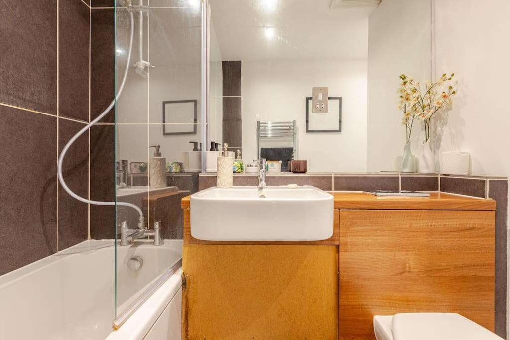 2 Bedroom Flat In St Johns Wood Londres Extérieur photo